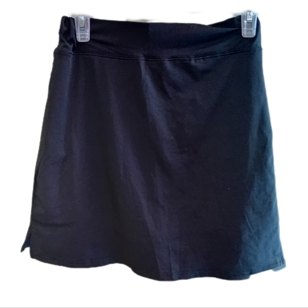Black Skort
